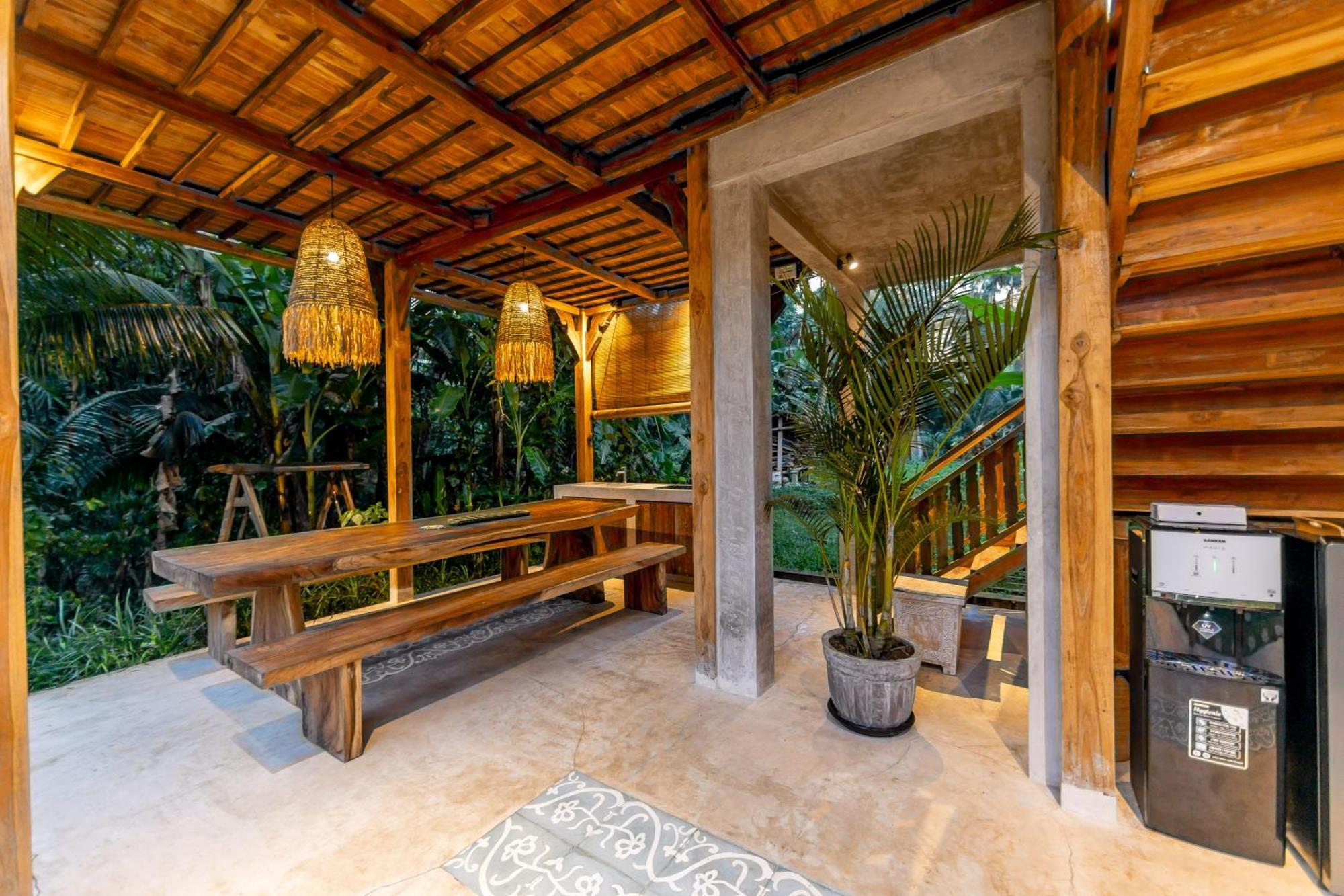 Rumah Guci Убуд Екстериор снимка